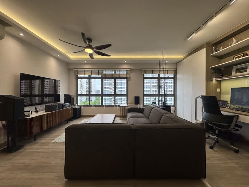 622A Tampines Avenue 12, 622A Tampines Avenue 12, 3 Bedrooms, 1,216 sqft, HDB Flat For Sale, by Jonathan Tay, 500173724 - Living Room - PropertyGuru.com.sg