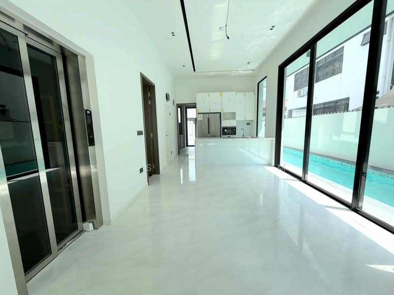 Rare Brand New Semi D Freehold in Roysth Road, , 6 Bedrooms, 9,422 sqft, Semi-Detached House For Sale, by Pristine Lim, 500173727 - Interior - PropertyGuru.com.sg