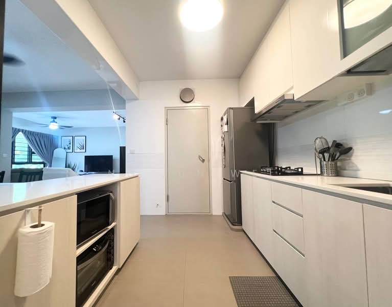 467A Bukit Batok West Avenue 9, 467A Bukit Batok West Avenue 9, 3 Bedrooms, 1,001 sqft, HDB Flat For Sale, by Ng Jun Wei, 500173731 - Kitchen - PropertyGuru.com.sg