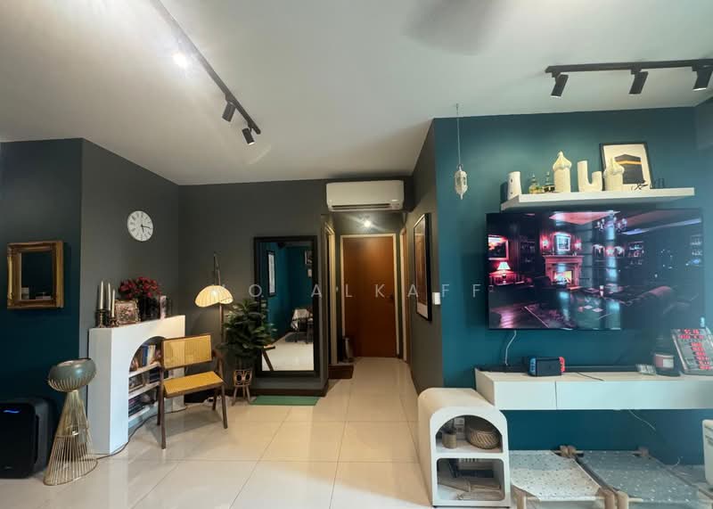122B Punggol Edge, 122B Edgedale Plains, 2 Bedrooms, 732 sqft, HDB Flat For Sale, by Mo Alkaff, 500173739 - Living Room - PropertyGuru.com.sg