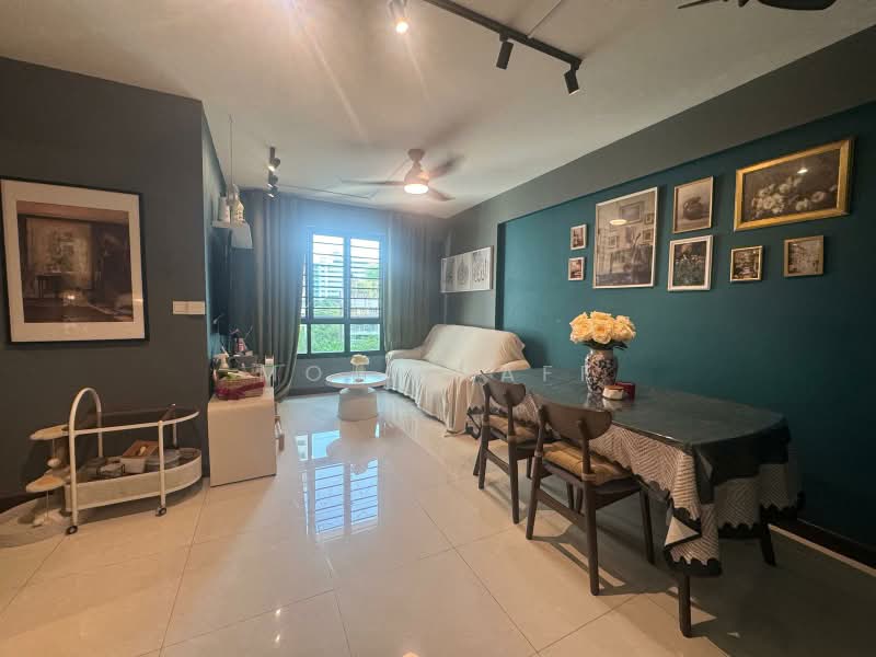 122B Punggol Edge, 122B Edgedale Plains, 2 Bedrooms, 732 sqft, HDB Flat For Sale, by Mo Alkaff, 500173739 - Living Room - PropertyGuru.com.sg