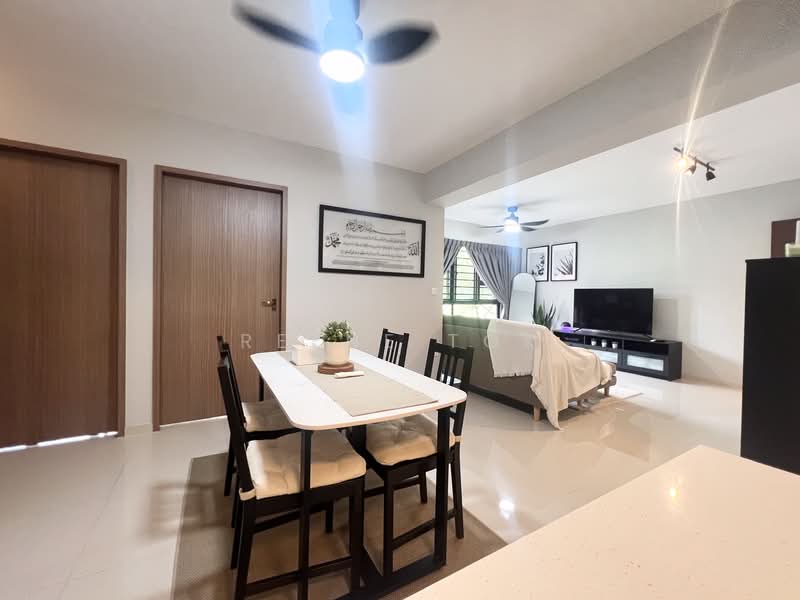 467A Bukit Batok West Avenue 9, 467A Bukit Batok West Avenue 9, 3 Bedrooms, 1,001 sqft, HDB Flat For Sale, by Reene Tok, 500173741 - Dining Room - PropertyGuru.com.sg