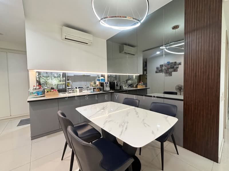 Treasure at Tampines, 1 Tampines Lane, 4 Bedrooms, 1,367 sqft, Condominium For Rent, by Jesley Lim, 500173744 - Kitchen - PropertyGuru.com.sg
