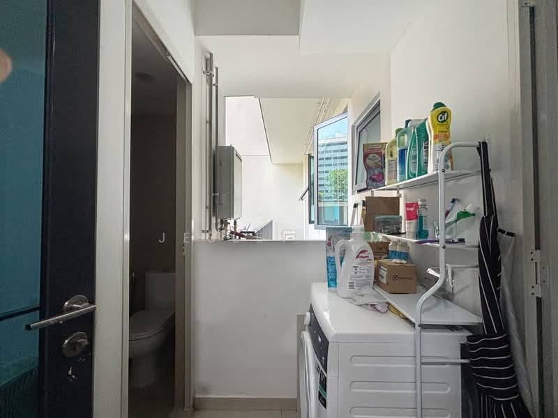 Treasure at Tampines, 1 Tampines Lane, 4 Bedrooms, 1,367 sqft, Condominium For Rent, by Jesley Lim, 500173744 - Interior - PropertyGuru.com.sg