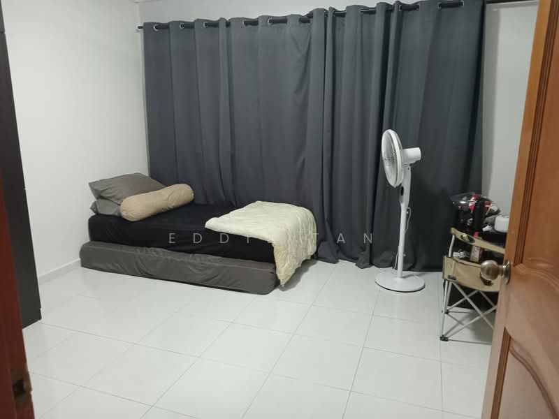 914 Jurong West Street 91, 914 Jurong West Street 91, 3 Bedrooms, 1,119 sqft, HDB Flat For Sale, by Eddie Tan, 500173750 - Bedroom - PropertyGuru.com.sg