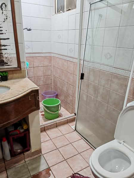 Regent Park, , 2 Bedrooms, 965 sqft, Condominium For Rent, by Lorina Liu, 500173752 - Bathroom - PropertyGuru.com.sg