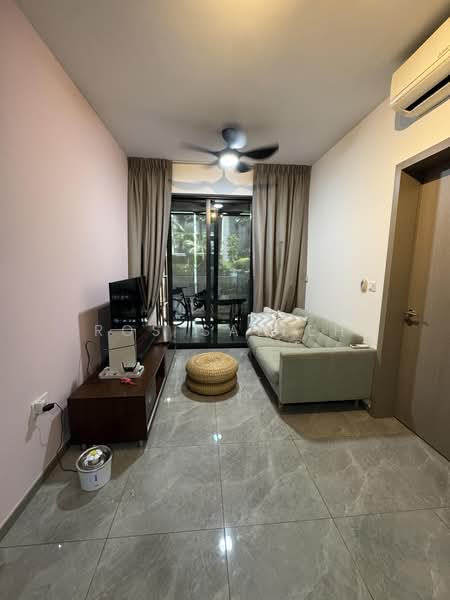 The Garden Residences, 1 Serangoon North View, 1 Bedroom, 494 sqft, Condominium For Rent, by Ros Salleh, 500173753 - Living Room - PropertyGuru.com.sg