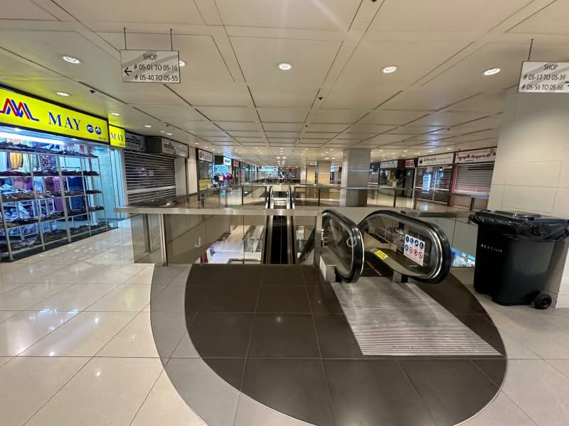 Peninsula Plaza, 111 North Bridge Road, 549 sqft, Other Retail For Rent, by Jac Teo, 500173756 - Corridor - CommercialGuru.com.sg