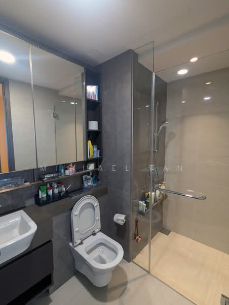The Florence Residences, 99 Hougang Avenue 2, 4 Bedrooms, 1,281 sqft, Condominium For Sale, by Michael Tan, 500173764 - Bathroom - PropertyGuru.com.sg