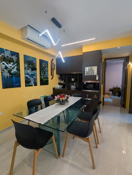 The Florence Residences, 99 Hougang Avenue 2, 4 Bedrooms, 1,281 sqft, Condominium For Sale, by Michael Tan, 500173764 - Dining Room - PropertyGuru.com.sg