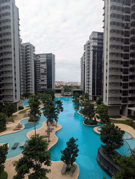 The Florence Residences, 99 Hougang Avenue 2, 4 Bedrooms, 1,281 sqft, Condominium For Sale, by Michael Tan, 500173764 - Pool - PropertyGuru.com.sg