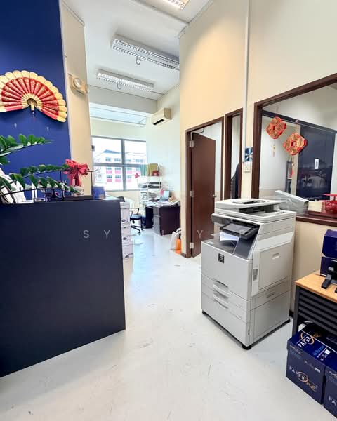 First Centre, 50 Serangoon North Avenue 4, 1,572 sqft, Light Industrial (B1) For Sale, by Sybil Yap, 500173770 - Interior - CommercialGuru.com.sg