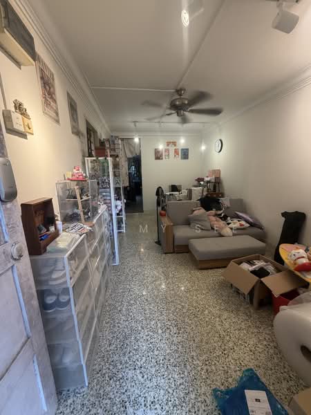 82 Commonwealth Close, 82 Commonwealth Close, 2 Bedrooms, 646 sqft, HDB Flat For Rent, by Jeremy See, 500173780 - Living Room - PropertyGuru.com.sg