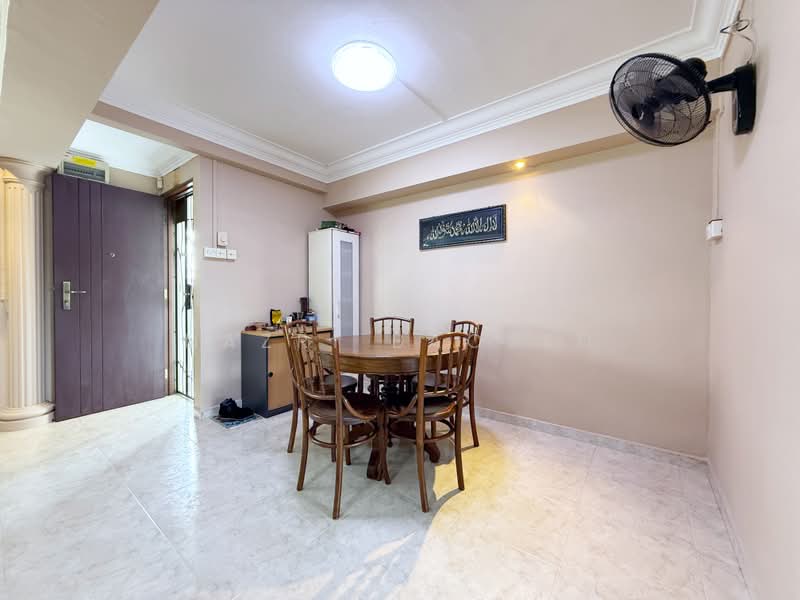 48 Lengkok Bahru, 48 Lengkok Bahru, 3 Bedrooms, 1,108 sqft, HDB Flat For Sale, by Nazri Baobed, 500173782 - Dining Room - PropertyGuru.com.sg