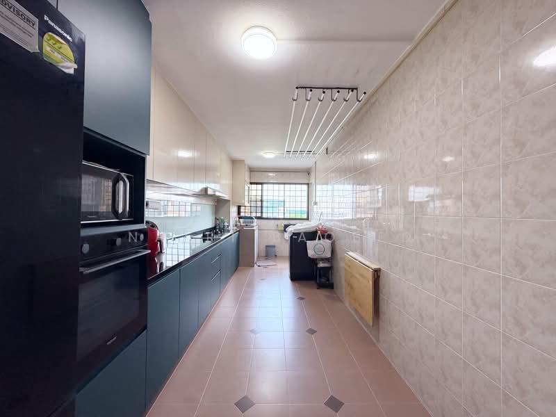 48 Lengkok Bahru, 48 Lengkok Bahru, 3 Bedrooms, 1,108 sqft, HDB Flat For Sale, by Nazri Baobed, 500173782 - Kitchen - PropertyGuru.com.sg