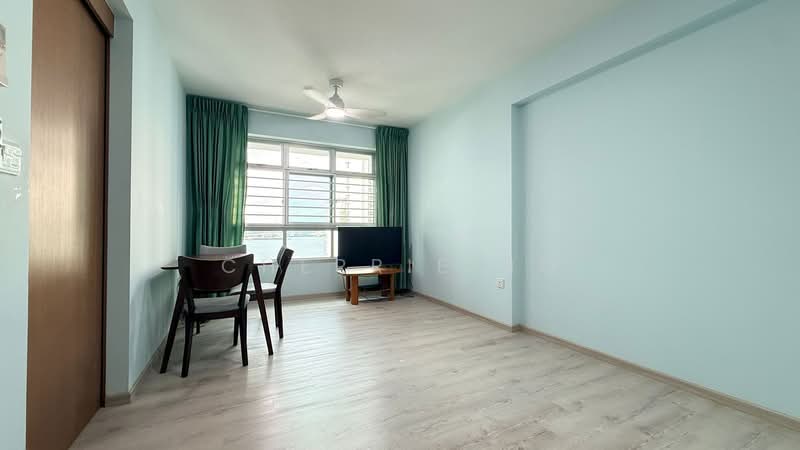 421A Northshore Drive, 421A Northshore Drive, Studio, 506 sqft, HDB Flat For Sale, by Cherrie Ho, 500173813 - Living Room - PropertyGuru.com.sg