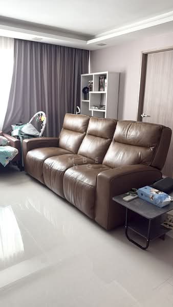 111 Mcnair Road, 111 Mcnair Road, Room Rental, 120 sqft, HDB Flat For Rent, by Amber Wang Ting, 500173818 - Living Room - PropertyGuru.com.sg