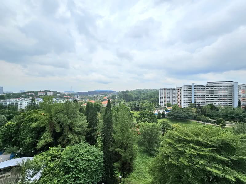 307 Clementi Avenue 4, 307 Clementi Avenue 4, 2 Bedrooms, 883 sqft, HDB Flat For Sale, by Ritchie Li, 500173819 - View - PropertyGuru.com.sg
