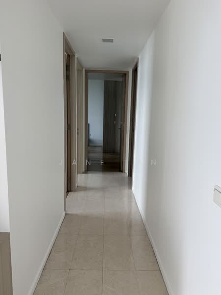 The Panorama, 8 Ang Mo Kio Ave 2, 3 Bedrooms, 990 sqft, Condominium For Rent, by Jane Tan, 500173821 - Corridor - PropertyGuru.com.sg