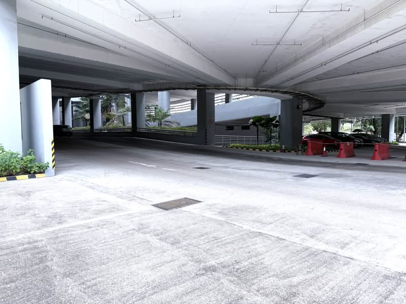 Ground Floor Fitted Cold Room & Chiller, Customised Cold Room / Freezer / Chiller for you, 36,000 sqft, Warehouse For Rent, by Pauleen Lim, 500173827 - Wide gangway - CommercialGuru.com.sg