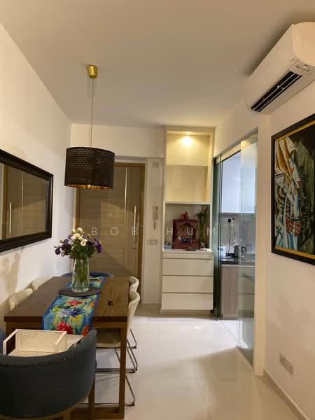 The Metropolitan Condominium, 6 Alexandra View, 2 Bedrooms, 775 sqft, Condominium For Sale, by Bob Hum, 500173840 - Dining Room - PropertyGuru.com.sg