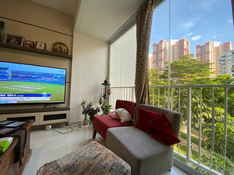 The Metropolitan Condominium, 6 Alexandra View, 2 Bedrooms, 775 sqft, Condominium For Sale, by Bob Hum, 500173840 - Living Room - PropertyGuru.com.sg