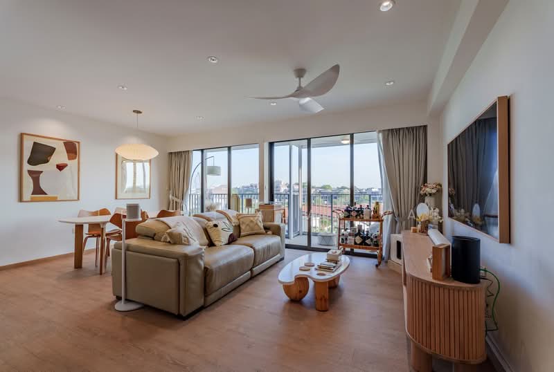 747C Bedok Reservoir Crescent, 747C Bedok Reservoir Crescent, 3 Bedrooms, 1,130 sqft, HDB Flat For Sale, by Lee Yi Xuan Val, 500173849 - Living Room - PropertyGuru.com.sg