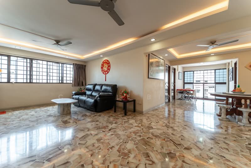 717 Clementi West Street 2, 717 Clementi West Street 2, 3 Bedrooms, 1,270 sqft, HDB Flat For Sale, by Chua Le Bing, 500173857 - Living Room - PropertyGuru.com.sg