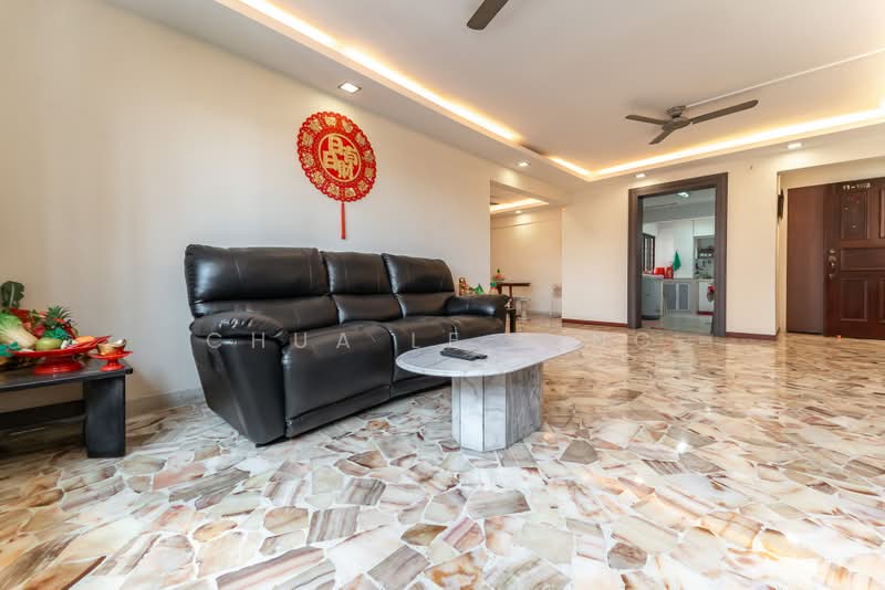 717 Clementi West Street 2, 717 Clementi West Street 2, 3 Bedrooms, 1,270 sqft, HDB Flat For Sale, by Chua Le Bing, 500173857 - Living Room - PropertyGuru.com.sg