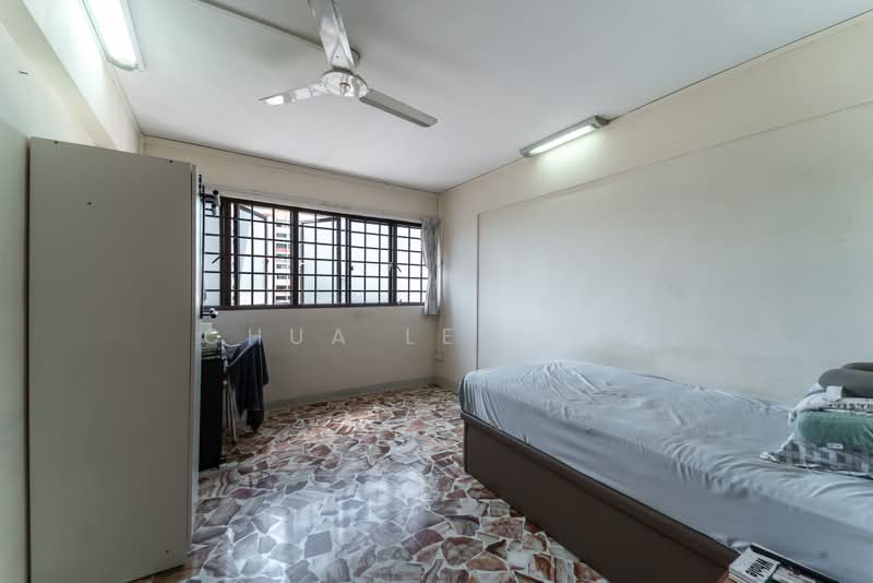 717 Clementi West Street 2, 717 Clementi West Street 2, 3 Bedrooms, 1,270 sqft, HDB Flat For Sale, by Chua Le Bing, 500173857 - Bedroom - PropertyGuru.com.sg