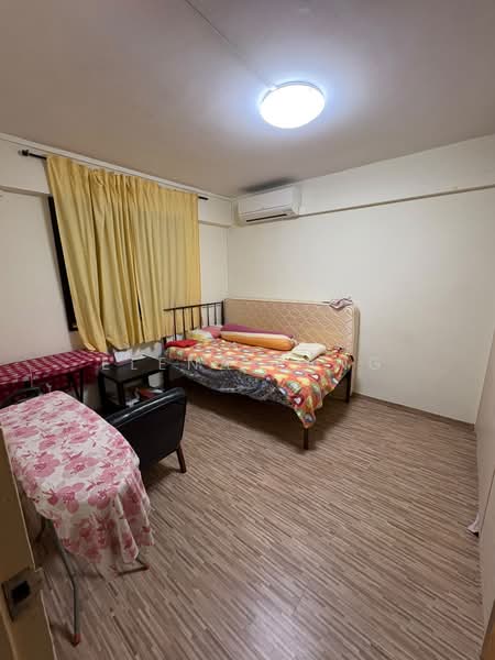 21 Telok Blangah Crescent, 21 Telok Blangah Crescent, 2 Bedrooms, 635 sqft, HDB Flat For Rent, by Elena Pang, 500173858 - Bedroom - PropertyGuru.com.sg
