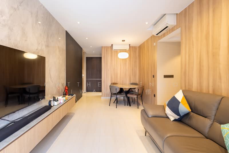 Within 1km of Holy Innocent & Newly Renovated, , 3 Bedrooms, 1,109 sqft, Condominium For Sale, by Matthew Kengo Iwami 贤悟, 500173881 - Living Room - PropertyGuru.com.sg