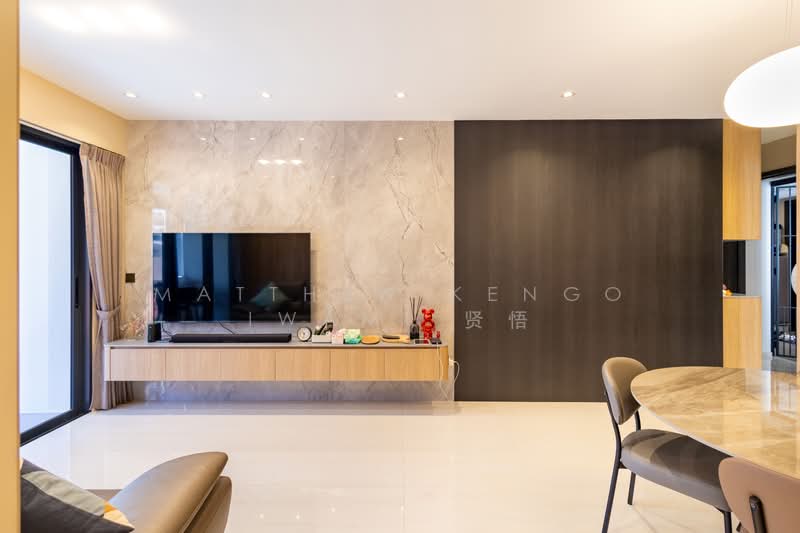 Within 1km of Holy Innocent & Newly Renovated, , 3 Bedrooms, 1,109 sqft, Condominium For Sale, by Matthew Kengo Iwami 贤悟, 500173881 - Living Room - PropertyGuru.com.sg
