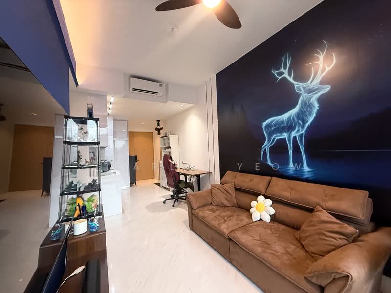 Peak Residence, 333 Thomson Road, 1 Bedroom, 560 sqft, Condominium For Sale, by Shaarlyn Yeow, 500173882 - Living Room - PropertyGuru.com.sg