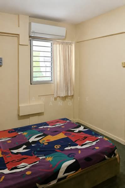 574 Ang Mo Kio Avenue 10, 574 Ang Mo Kio Avenue 10, 2 Bedrooms, 1,614 sqft, HDB Flat For Sale, by Annette Ang, 500173888 - Bedroom - PropertyGuru.com.sg