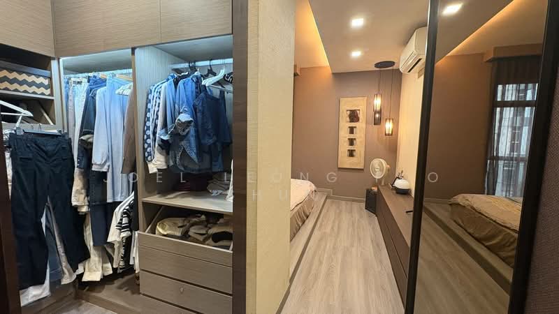 The Florida, 78 Hougang Avenue 7, 3 Bedrooms, 1,302 sqft, Condominium For Sale, by Joel Leong Foo Shun, 500173895 - Walk-in-Wardrobe - PropertyGuru.com.sg