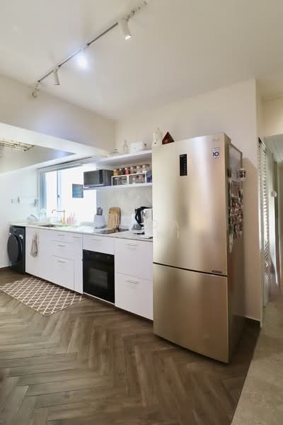643 Choa Chu Kang Street 64, 643 Choa Chu Kang Street 64, 3 Bedrooms, 1,324 sqft, HDB Flat For Sale, by Zahidah Sauki, 500173915 - Kitchen - PropertyGuru.com.sg