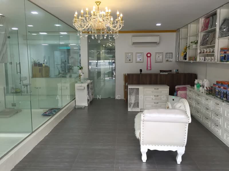 The Glades, 20 Bedok Rise, 516 sqft, Other Retail For Rent, by Allan Chong, 500173918 - Interior - CommercialGuru.com.sg