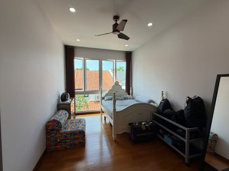 Renovated 4 Levels Semi-D! 1km to Tao Nan Pri! Frankel, Keris, East Coast Ave, Frankel, Keris Drive, East Coast Ave, 6 Bedrooms, 5,500 sqft, Semi-Detached House For Sale, by Audrey Wong, 500173920 - Bedroom - PropertyGuru.com.sg