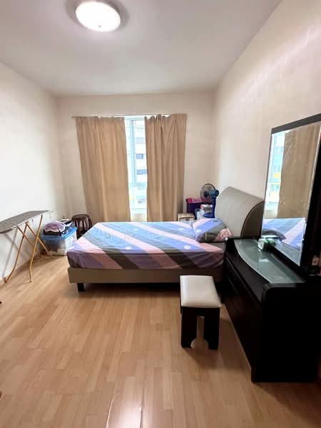 Guilin View, 26 Bukit Batok Street 52, 2 Bedrooms, 861 sqft, Condominium For Sale, by Sam Chin, 500173935 - Bedroom - PropertyGuru.com.sg
