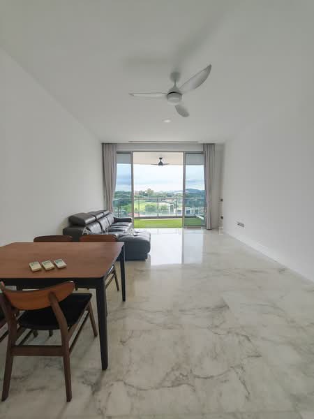 The Solitaire, 5A Balmoral Park, 2 Bedrooms, 1,238 sqft, Condominium For Sale, by Andy Wee, 500173940 - Living Room - PropertyGuru.com.sg