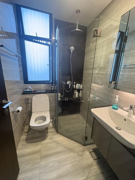 35 Gilstead, 35 Gilstead Road, 2 Bedrooms, 549 sqft, Apartment For Rent, by SuSin Lee, 500173958 - Bathroom - PropertyGuru.com.sg