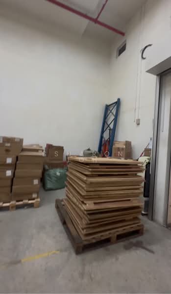 Oxley BizHub, 61 Ubi Road 1, 969 sqft, Light Industrial (B1) For Rent, by Ssharon Loh, 500173965 - CommercialGuru.com.sg