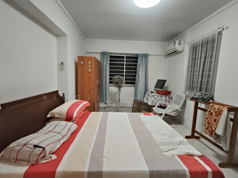 62 Lorong 4 Toa Payoh, 62 Lorong 4 Toa Payoh, 3 Bedrooms, 1,302 sqft, HDB Flat For Sale, by Kingsley Zheng 鄭鈞鴻, 500173976 - Bedroom - PropertyGuru.com.sg
