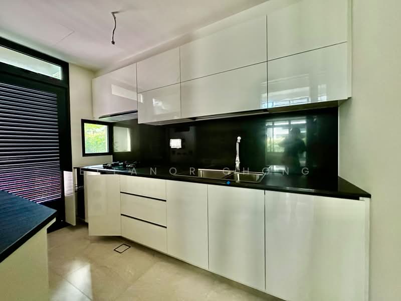 Belgravia Ace, 100 Belgravia Drive, 5 Bedrooms, 4,058 sqft, Cluster House For Sale, by Eleanor Chong, 500173979 - Kitchen - PropertyGuru.com.sg