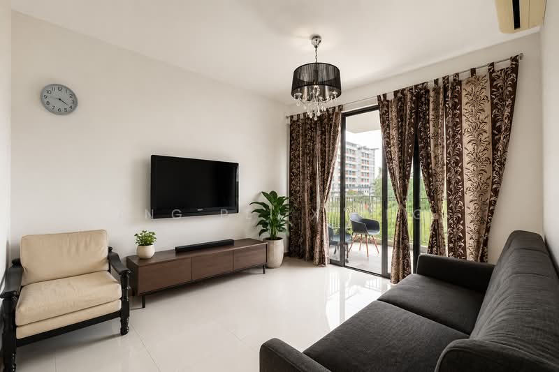 Wandervale, 367 Choa Chu Kang Avenue 3, 3 Bedrooms, 1,130 sqft, Executive Condominium For Sale, by Ang Pei Xiong, 500173983 - Living Room - PropertyGuru.com.sg
