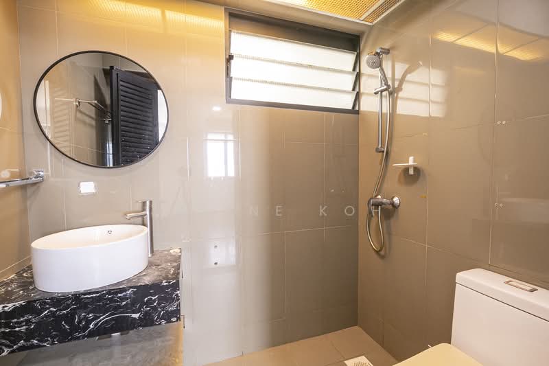308A Punggol Walk, 308A Punggol Walk, 2 Bedrooms, 721 sqft, HDB Flat For Sale, by Jolene Koh, 500173985 - Bathroom - PropertyGuru.com.sg