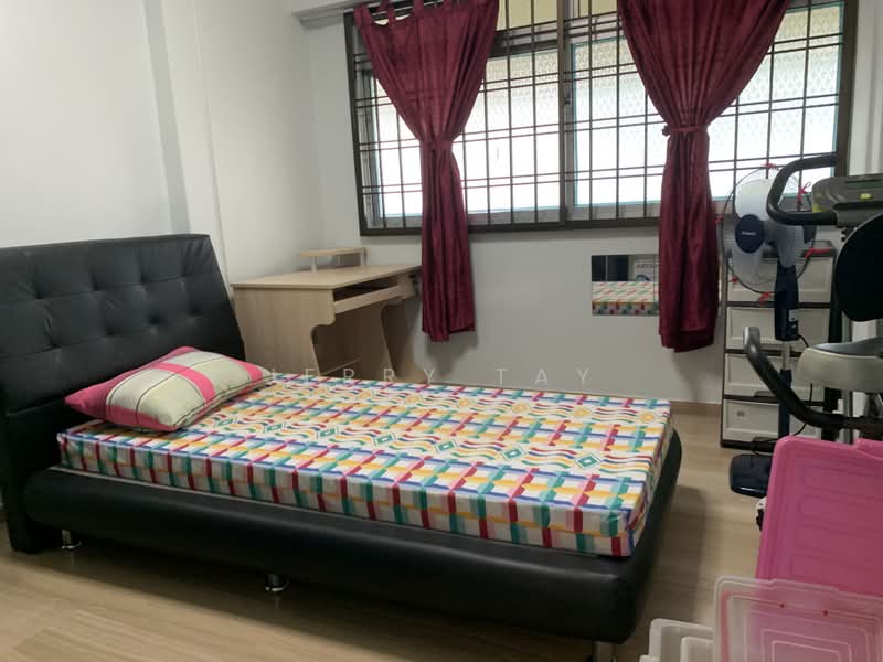 839 Woodlands Street 82, 839 Woodlands Street 82, 3 Bedrooms, 1,141 sqft, HDB Flat For Sale, by Jerry Tay, 500173987 - Bedroom 3 - PropertyGuru.com.sg