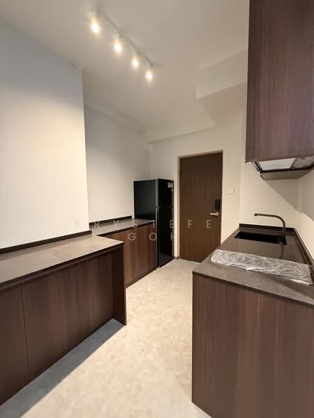 Parc Oasis, 39 Jurong East Avenue 1, Studio, 310 sqft, Condominium For Rent, by Krystefer Goh, 500173990 - Kitchen - PropertyGuru.com.sg