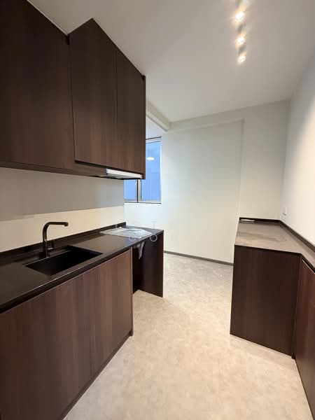 Parc Oasis, 39 Jurong East Avenue 1, Studio, 310 sqft, Condominium For Rent, by Krystefer Goh, 500173990 - Kitchen - PropertyGuru.com.sg
